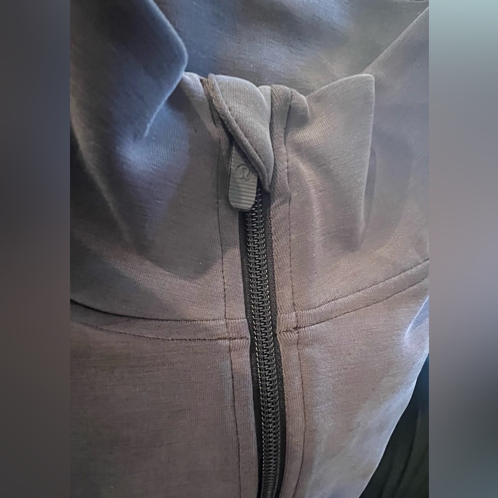 Lululemon Softstreme Long Half Zip Sequoia Pullover Size M - Picture 10 of 15